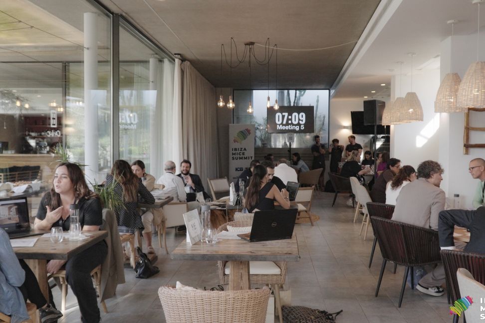 Instalaciones de Can Lluc para reuniones de empresa y eventos MICE en Ibiza